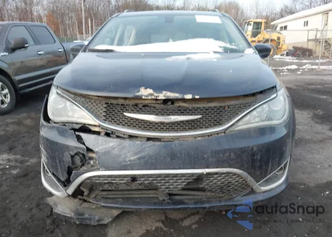 2019 Chrysler Pacifica Touring L z USA, uszkodzony, nr VIN 2C4RC1BG0KR554792